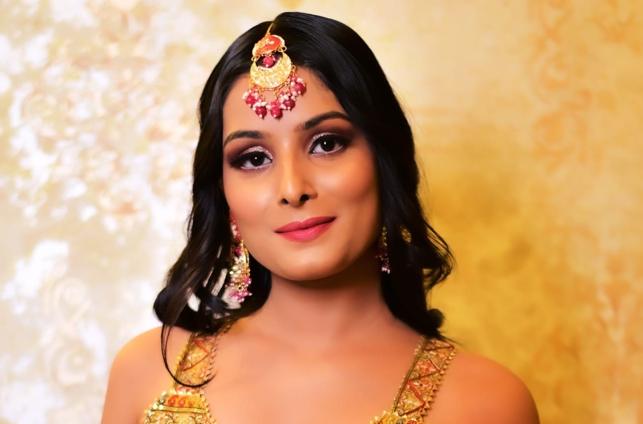 Home salon services in Lucknow bridemaids makeup